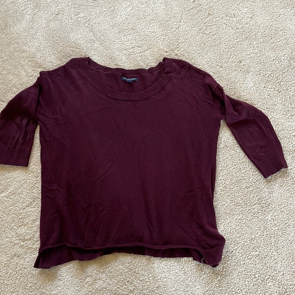 American Eagle lightweight maroon sweater